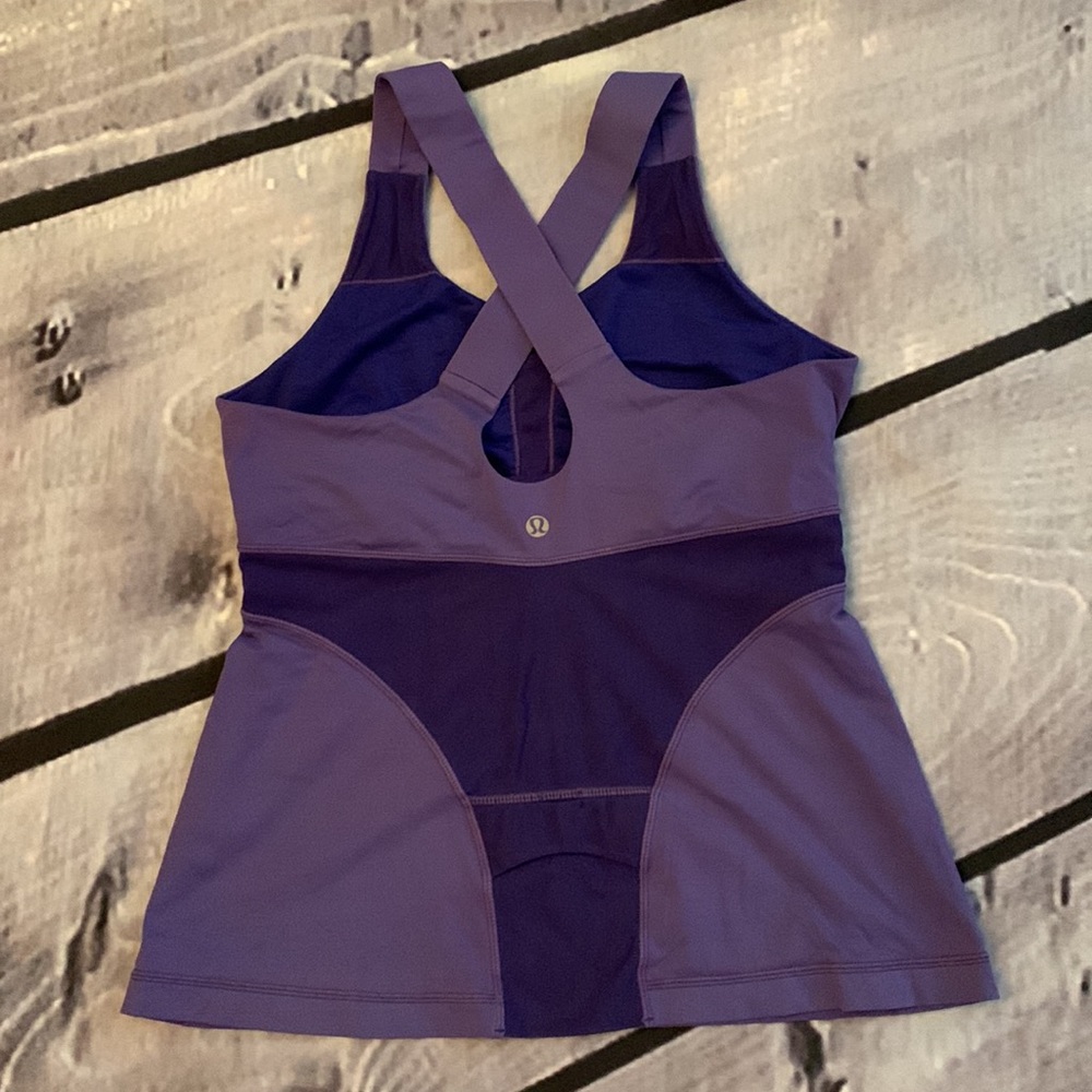 EUC - Lululemon Athletic Tank Top. Size M - Picture 4 of 5